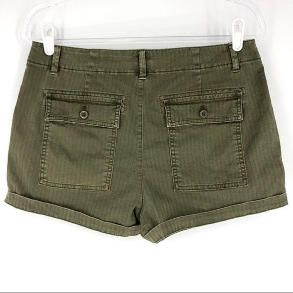✨Gap 3” Utility Shorts Olive Green✨ - Picture 3 of 7